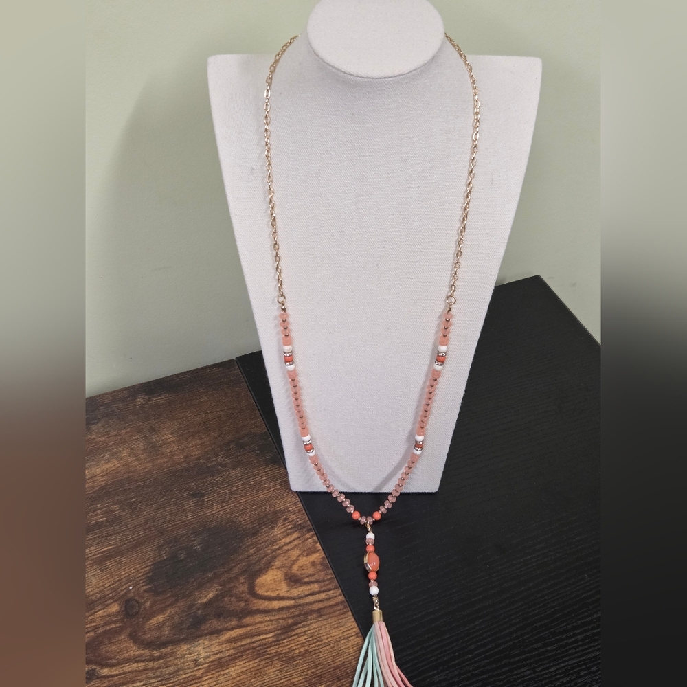 BOGO💖Versona Pink and Gold Long Beaded Necklace